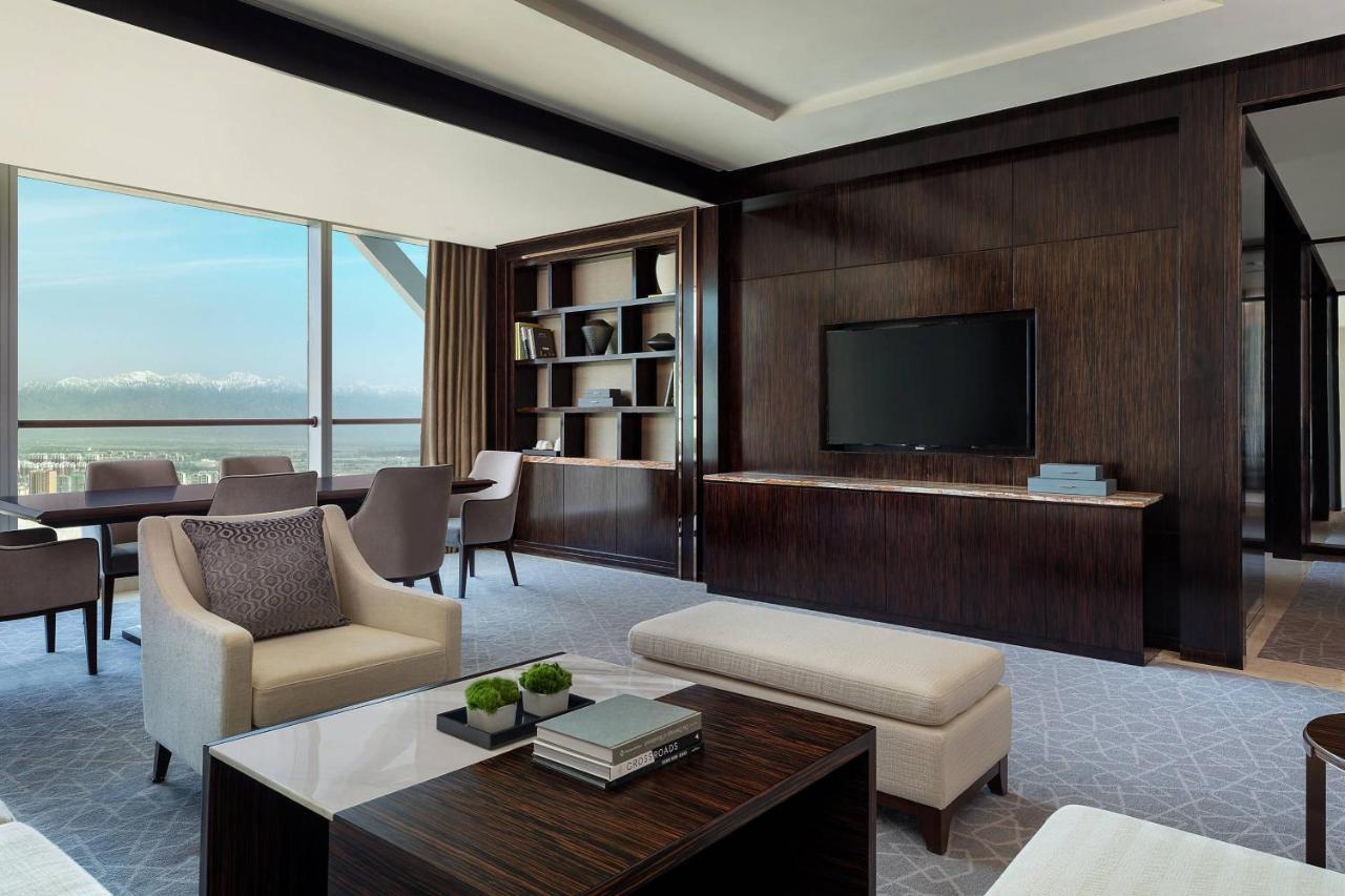 Jw Marriott Hotel Yinchuan Exterior photo